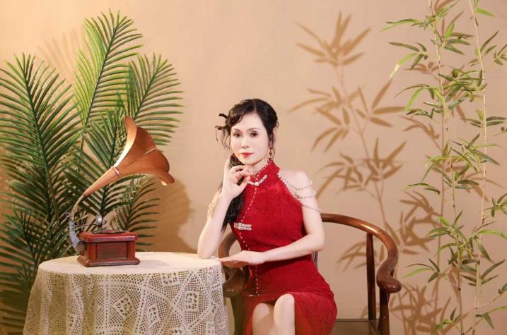 田田:时尚之光闪耀于模特舞台