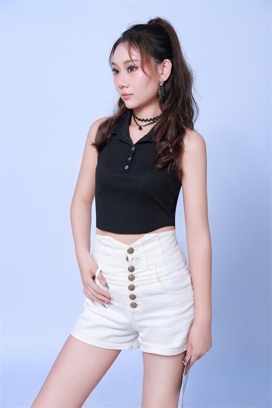 颜可可:惊艳亮相,优雅舞者气质令人心动!