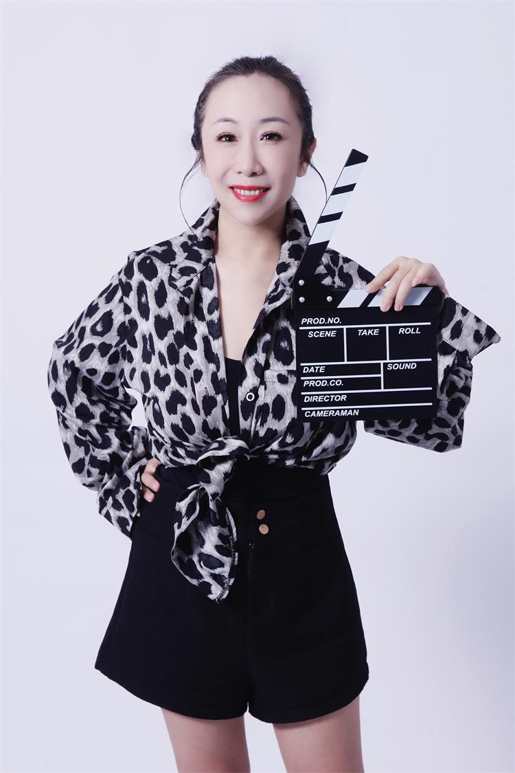 褚君:模特界的灵动精灵,引领时尚新潮流!