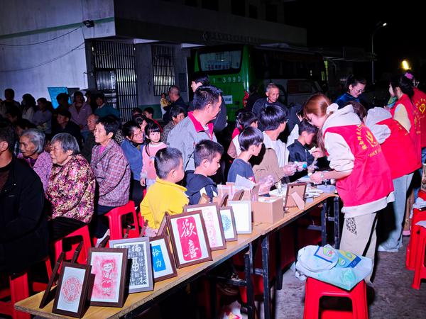 校地协同深化文明实践青春力量助力乡村振兴