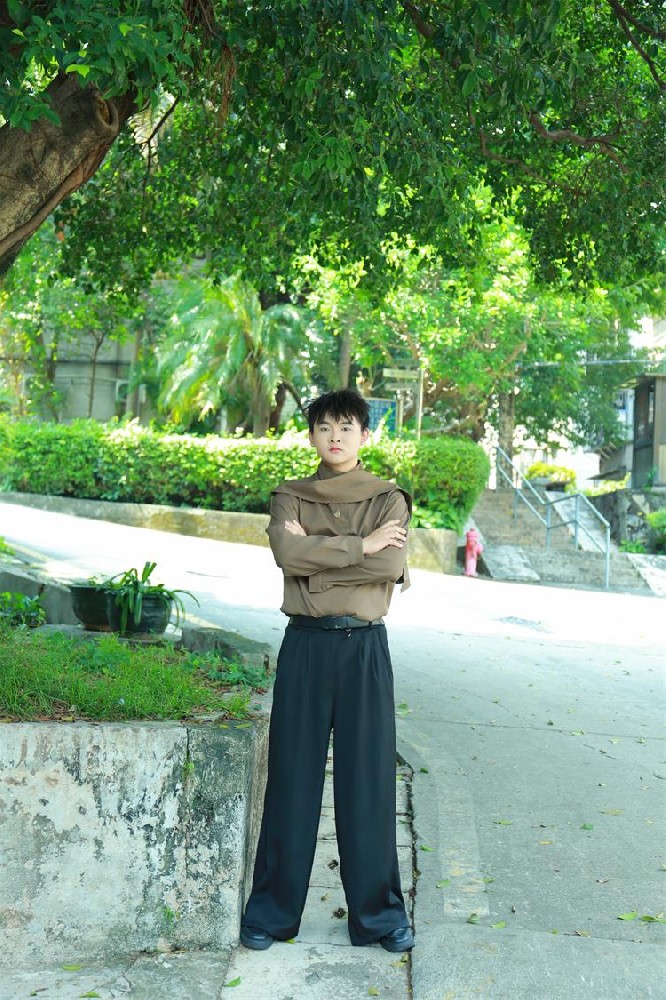 陈振杰:用阳光气质诠释动态美学的新锐模特