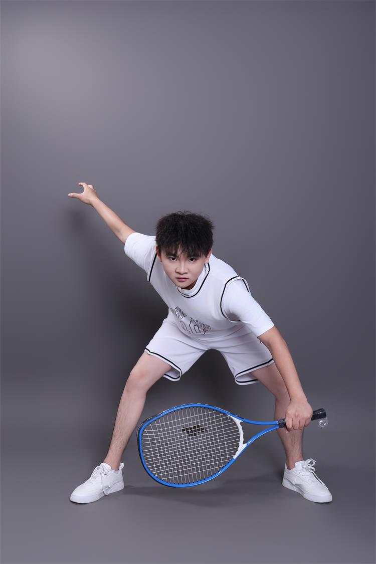 陈振杰:用阳光气质诠释动态美学的新锐模特