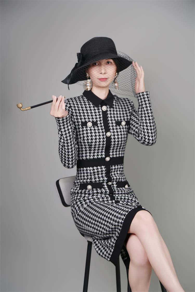 林娇：新晋模特的经典与优雅多元